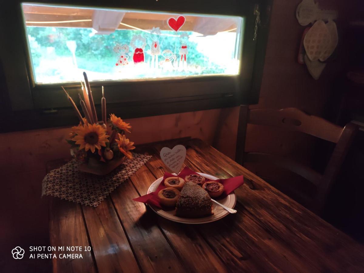 Beb Villa Sorriso 산 베네데토 발 디 삼브로 외부 사진